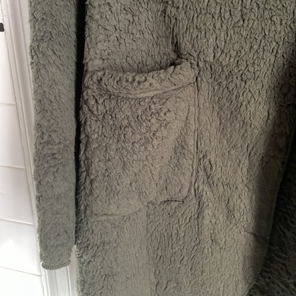 Cozy Olive Oversized Teddy Hoodie Cardigan Sherpa Jacket - Picture 8 of 13